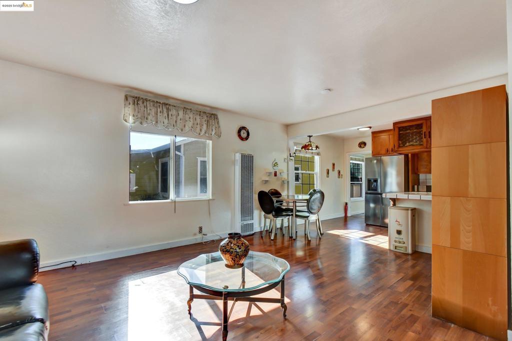 EL CERRITO - Residential