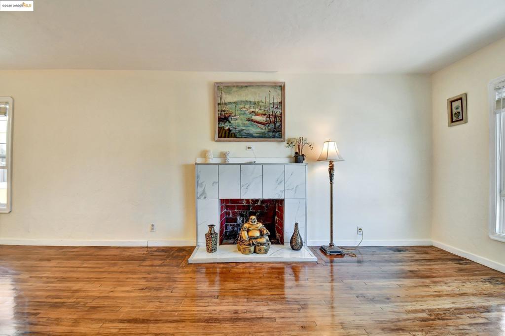 EL CERRITO - Residential