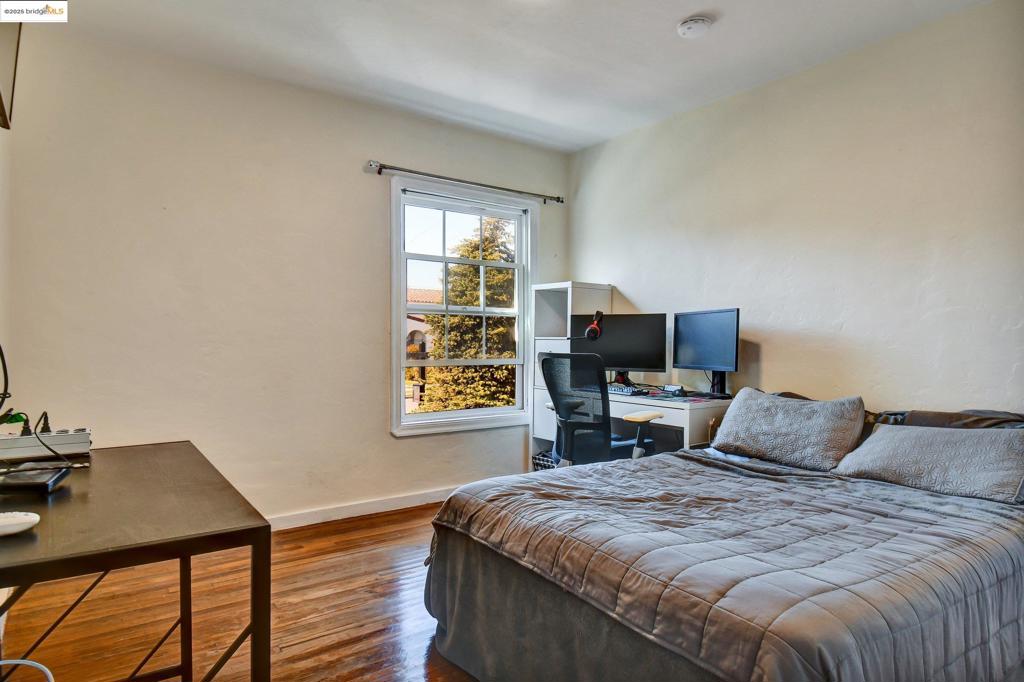 EL CERRITO - Residential