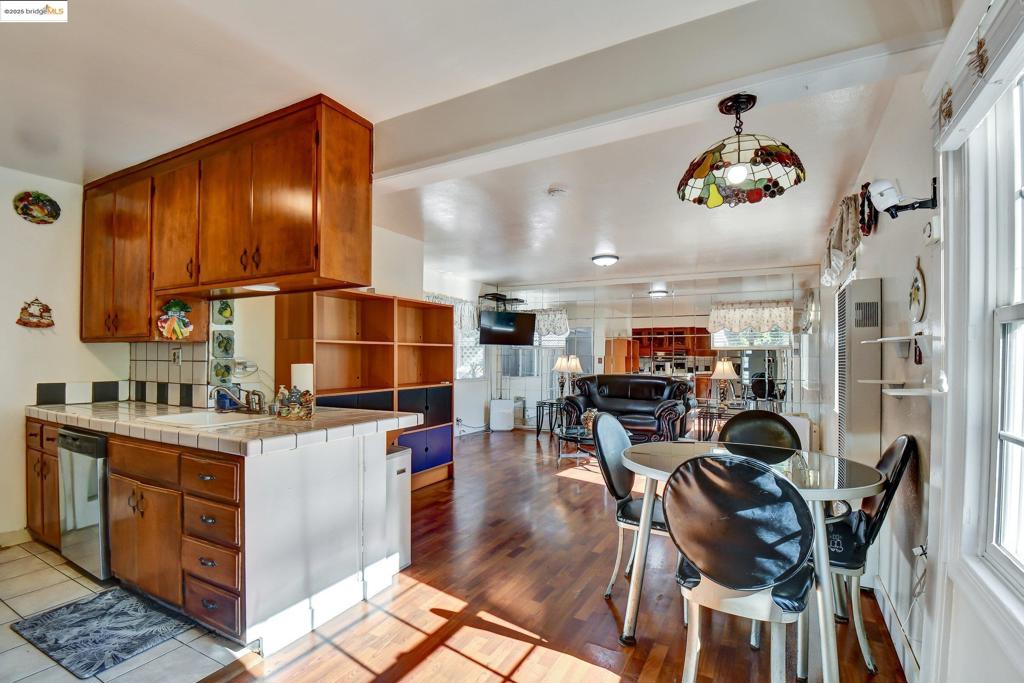 EL CERRITO - Residential