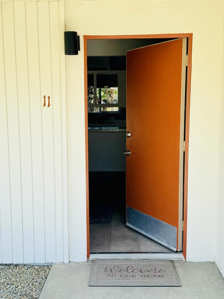 Chukker Inn - Residential