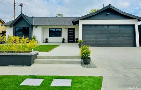 Photo of 6541 Bestel Avenue, Westminster, CA 92683 (MLS # OC26077032)