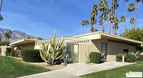 Photo of 272 Desert Lakes Drive, Palm Springs, CA 92264 (MLS # 24474419)