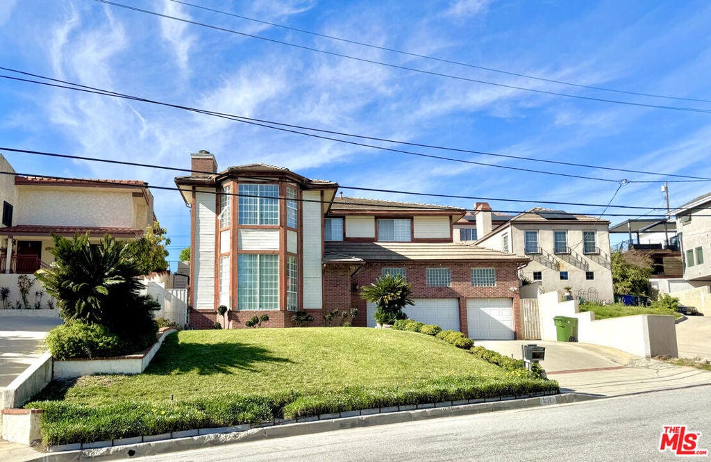 1137 Eagle Vista Drive