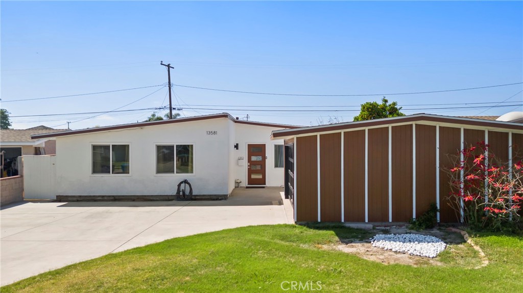 13581 Yosemite Drive