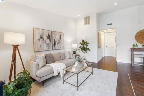 Photo of 232 Race St St, San Jose, CA 95126 (MLS # 41126739)