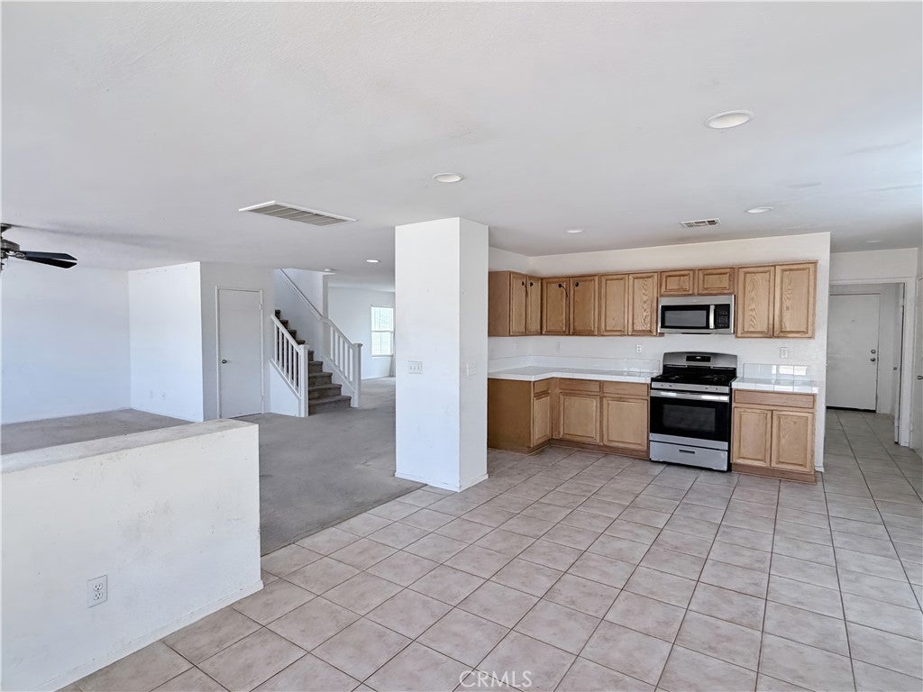 5517 W Avenue L14