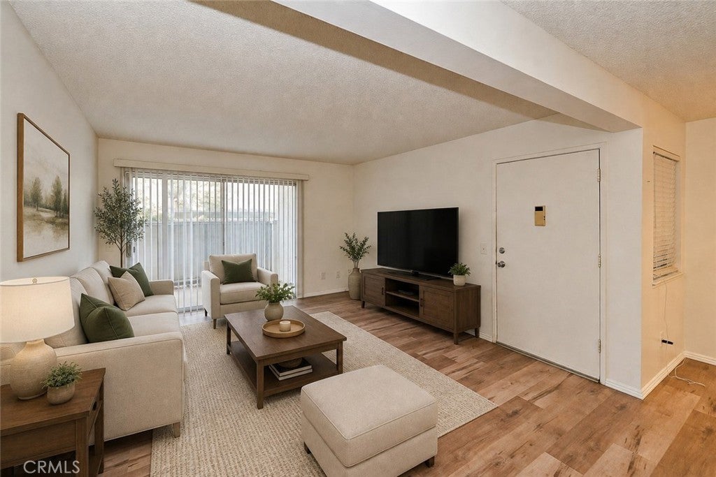 26200 Redlands 5