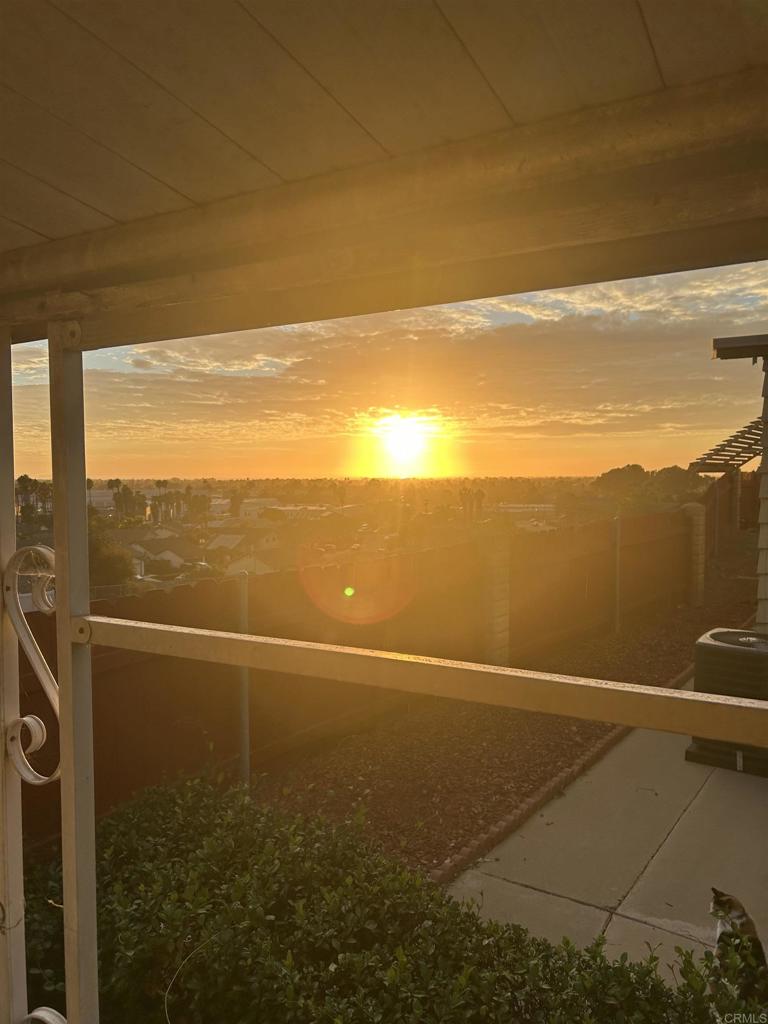 Ocean view home in premier location!!Come and enjoy this amazing community. Home featuring vaulted ceiling, country kitchen, newer windows, water heater, central furnace and a/c. Wrap around deck , formal living room, separate family room that opens up into the kitchen area. Located close to shopping, freeways and public transportation.
