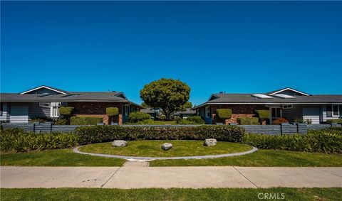 Photo of 1193 E 1st St, Tustin, CA 92780 (MLS # PW26060591)
