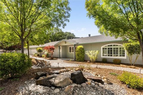 Photo of 6975 San Gabriel Rd, Atascadero, CA 93422 (MLS # SC26086860)