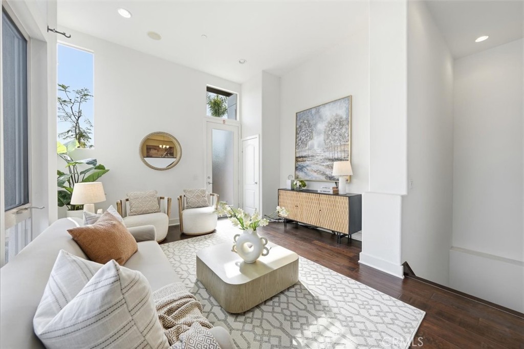 5506 W 149th Place 5