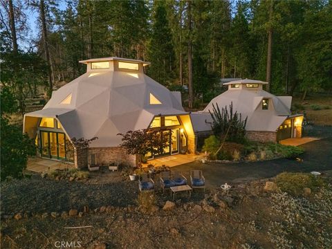 Photo of 4625 Dear Abby Road Rd, Forest Ranch, CA 95942 (MLS # SN26162844)