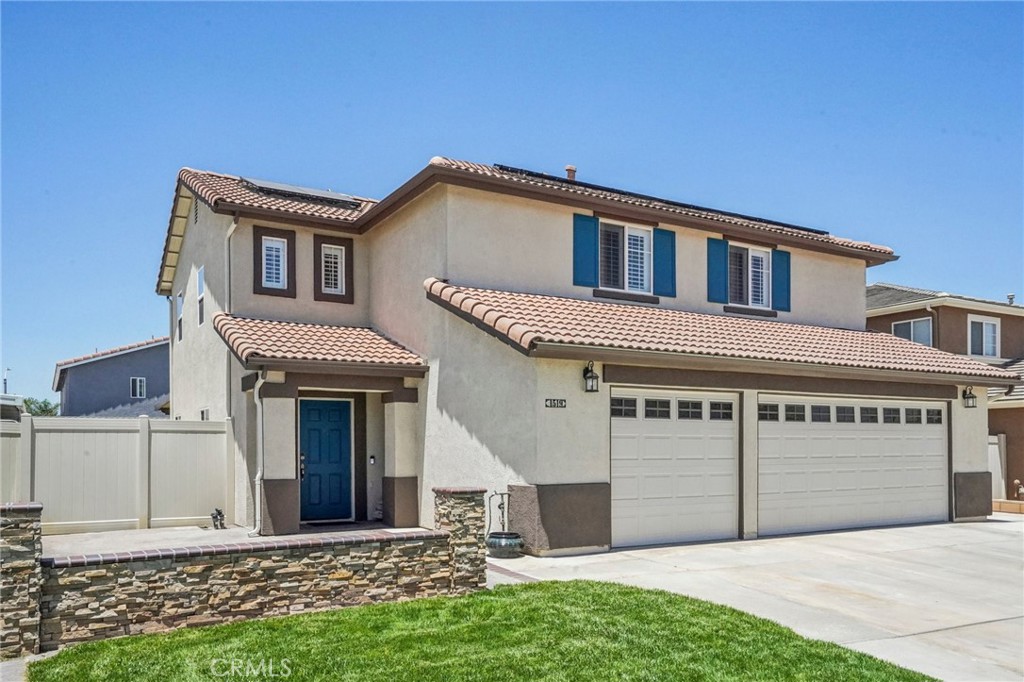 1519 Bluejay Way