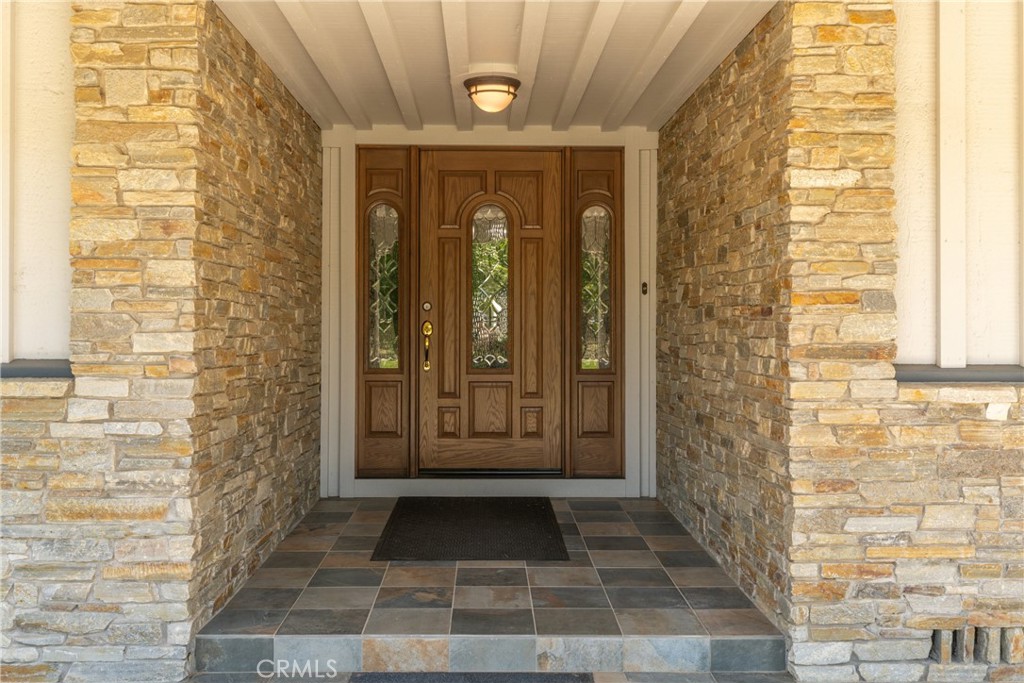 2034 Vista Lane
