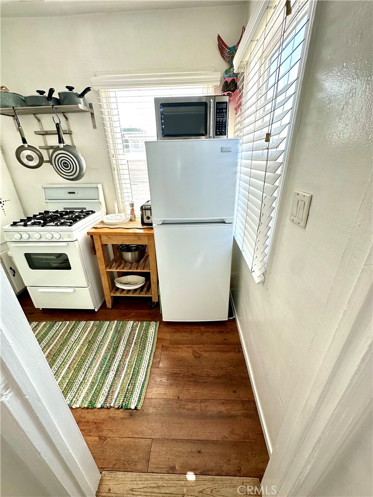 Custom - Residential Lease