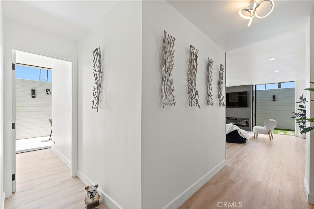 2999 E Ocean Boulevard 110