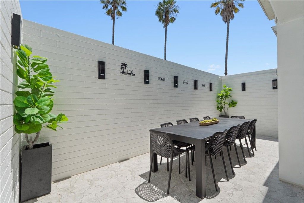 listing image 130720070297686279901