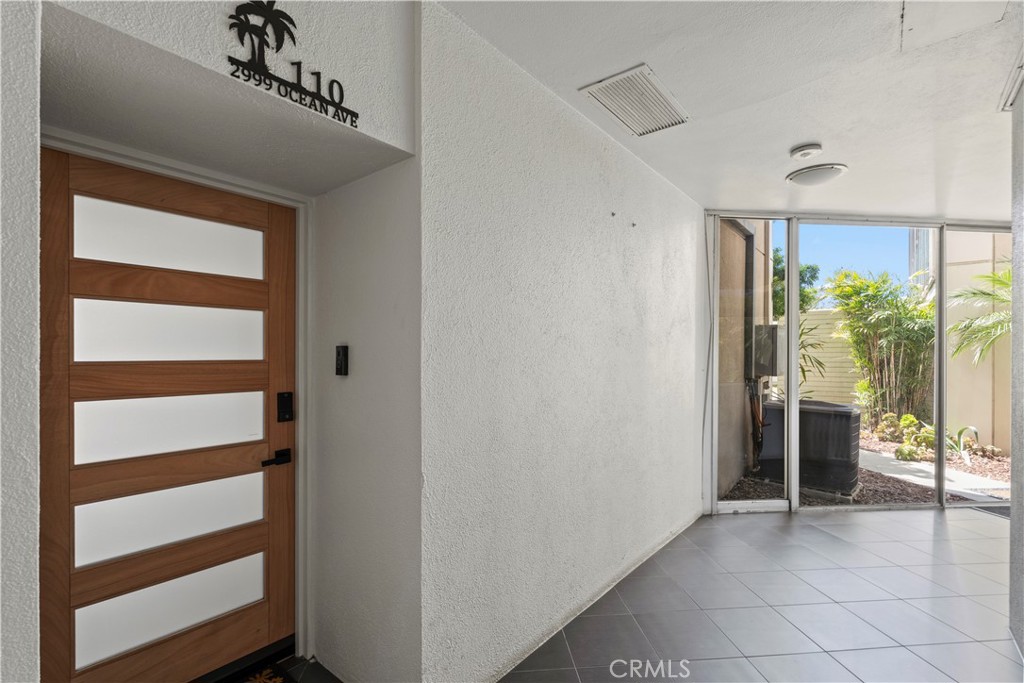2999 E Ocean Boulevard 110