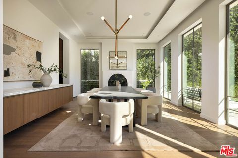 1395 N Doheny Drive Los Angeles CA 90069