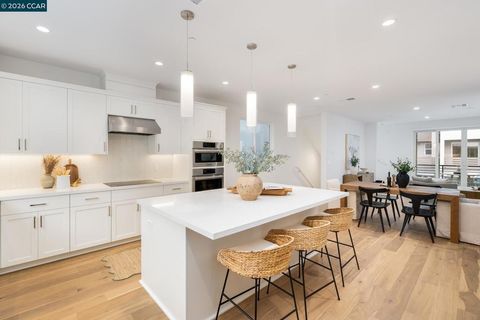 Photo of 6012 Sunglow Terr Ter, San Ramon, CA 94583 (MLS # 41132201)