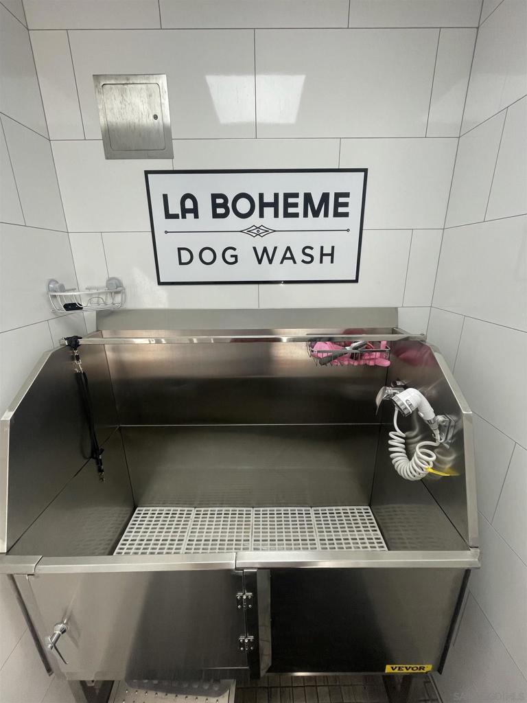 North Park - Residential Lease