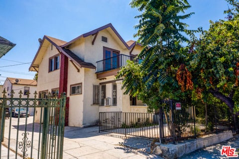 Photo of 1408 Arapahoe Street #1/2, Los Angeles, CA 90006 (MLS # 26840071)