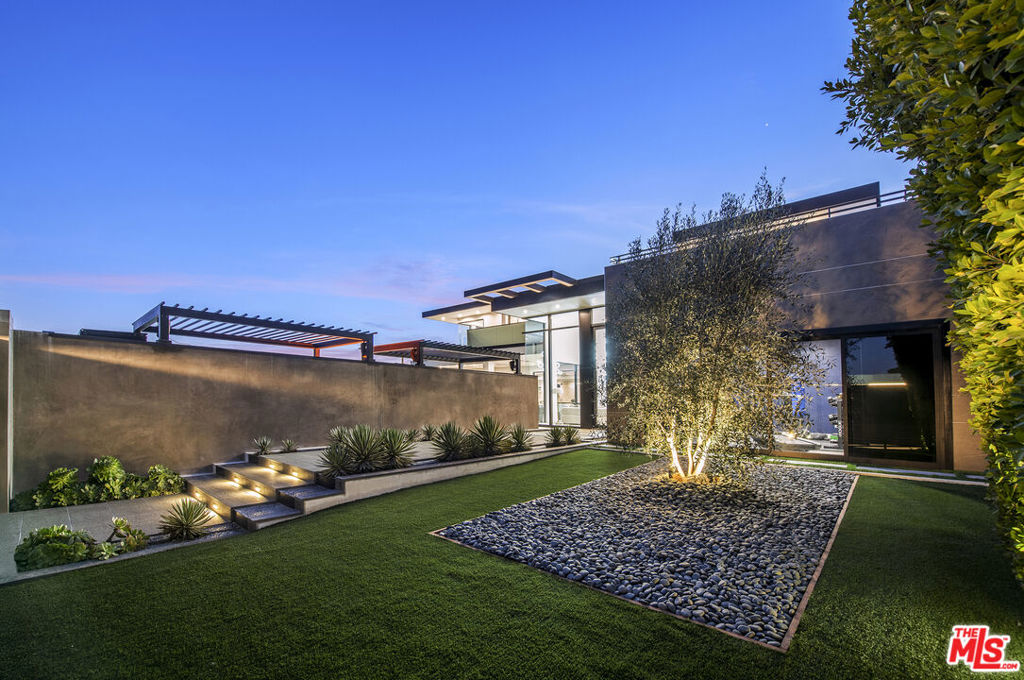 2301 Hercules Drive