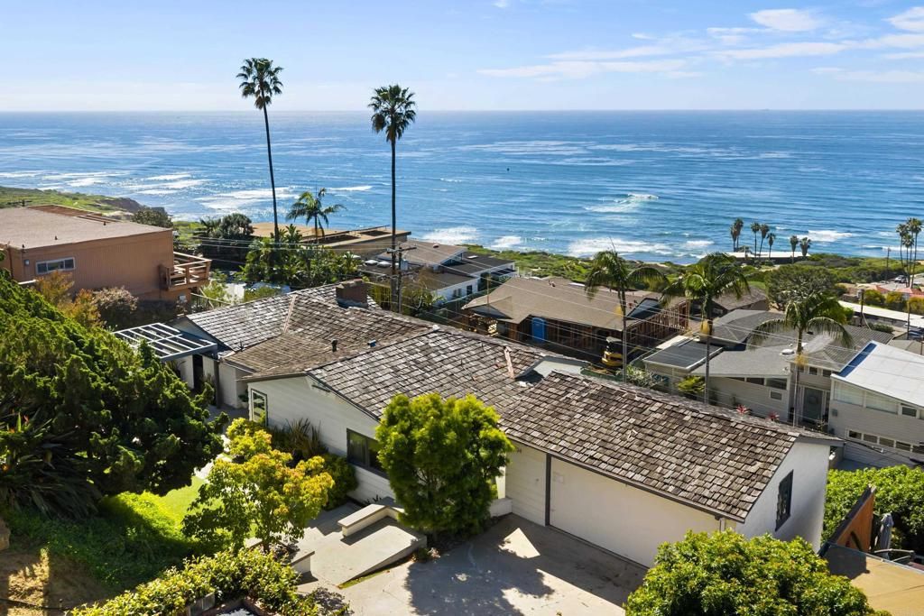 Photo of 734 Stafford Place Pl, San Diego, CA 92107 (MLS # NDP2602854)