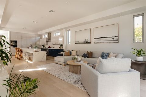 Photo of 664 Rosecrans Avenue, Manhattan Beach, CA 90266 (MLS # SB26074696)