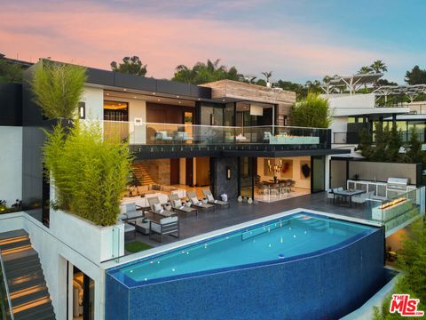 9410 Sierra Mar Place Los Angeles CA 90069