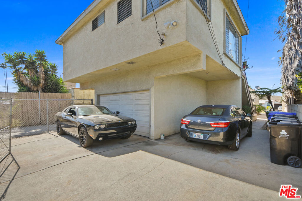 624 E 84th Street