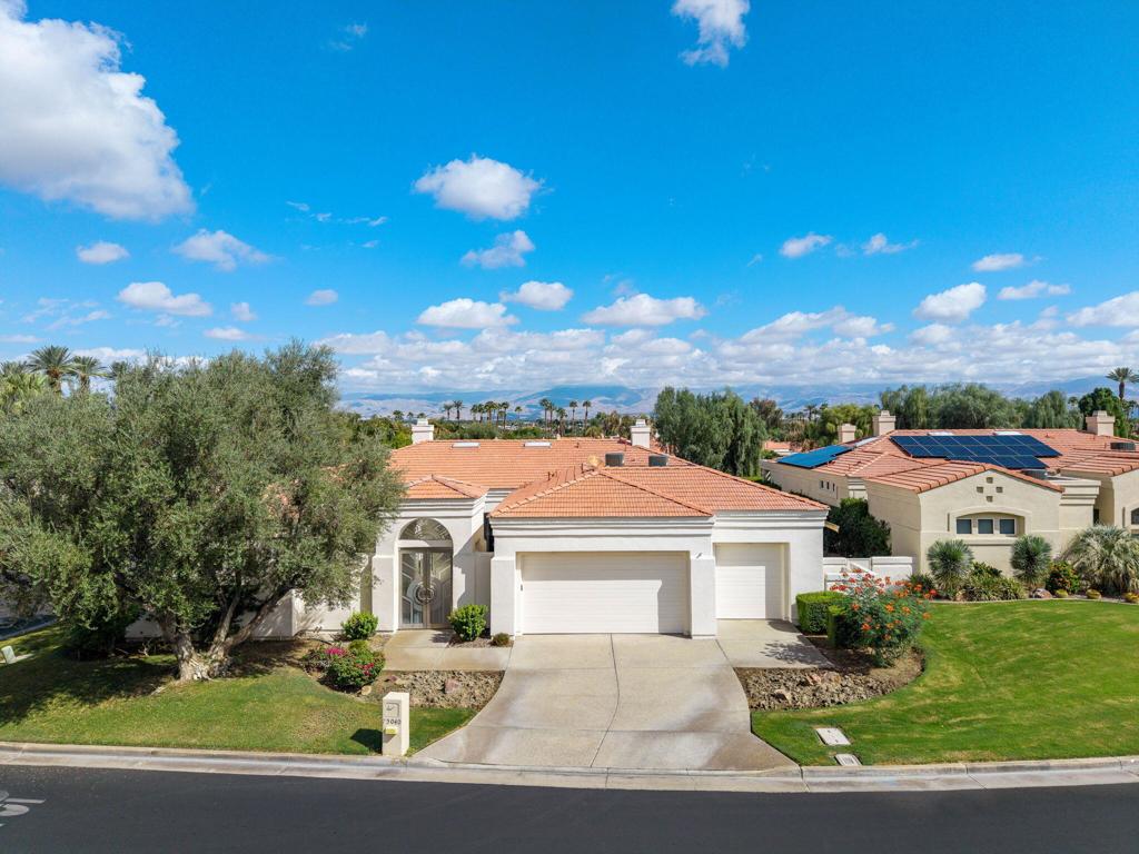 75040 Inverness Drive
