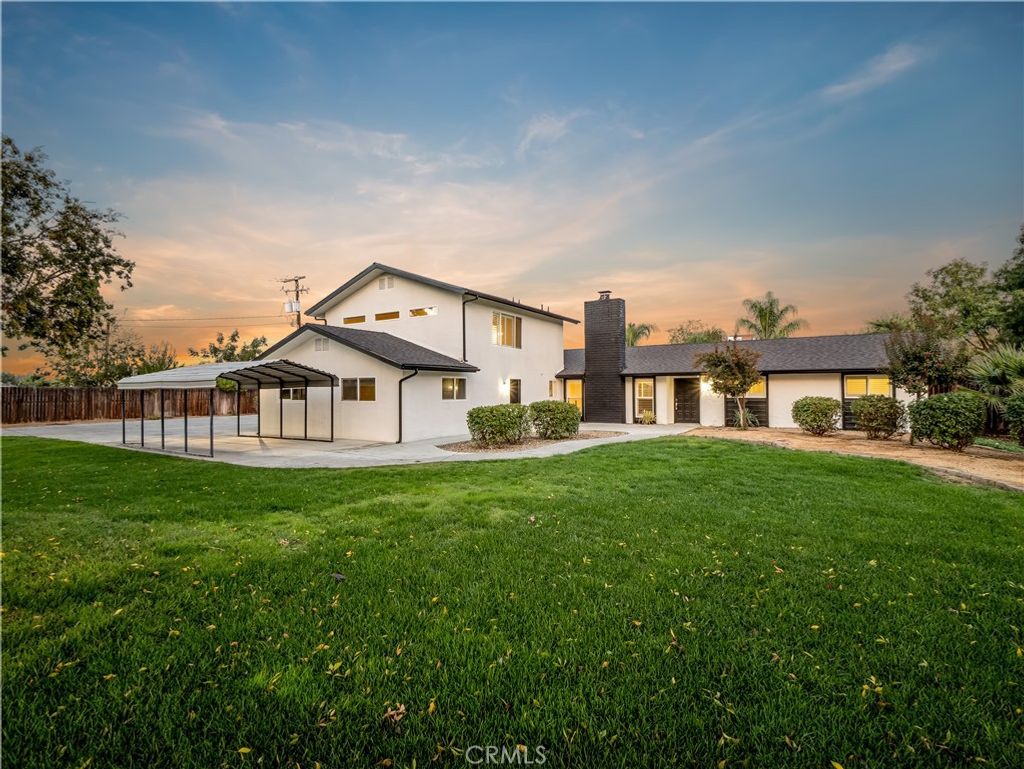 Photo of 9226 N Fowler Ave, Clovis, CA 93619 (MLS # FR25246505)