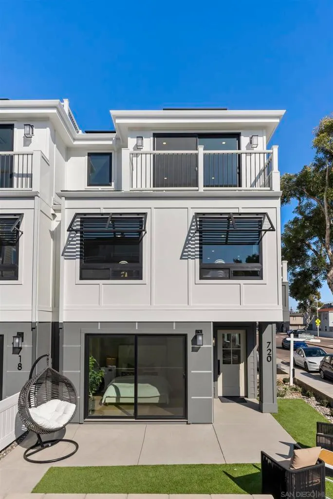 San Diego, California 92109, United States, 4 Bedrooms Bedrooms, ,4 BathroomsBathrooms,Residential,Active,224676