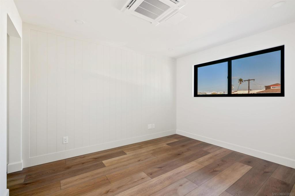 Mission Beach - Residential