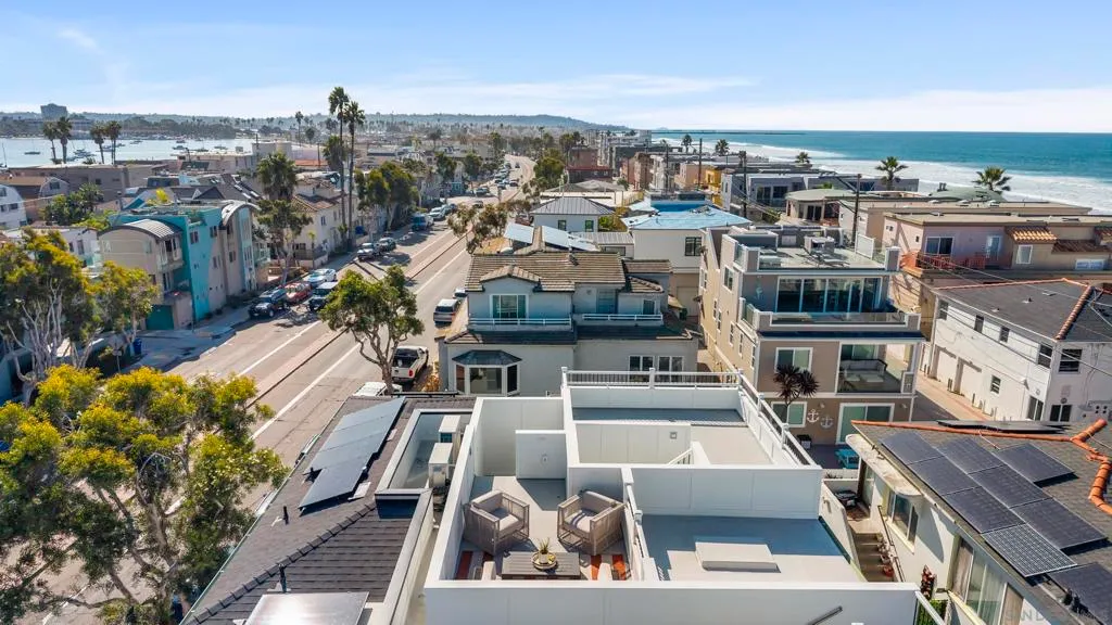 San Diego, California 92109, United States, 4 Bedrooms Bedrooms, ,4 BathroomsBathrooms,Residential,Active,224676