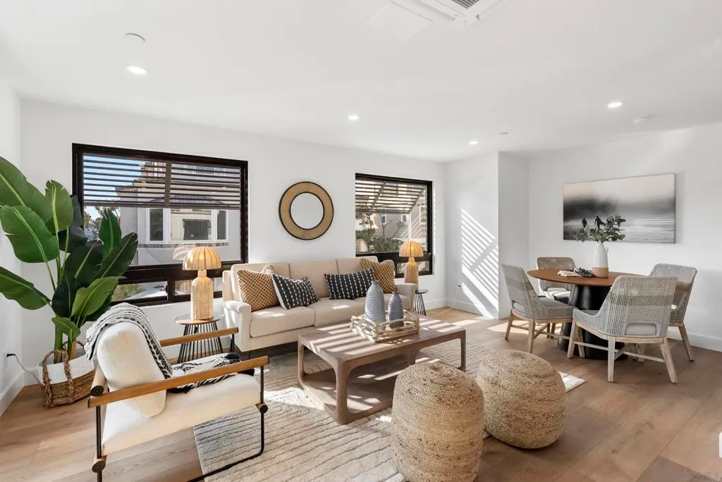 San Diego, California 92109, United States, 4 Bedrooms Bedrooms, ,4 BathroomsBathrooms,Residential,Active,224676