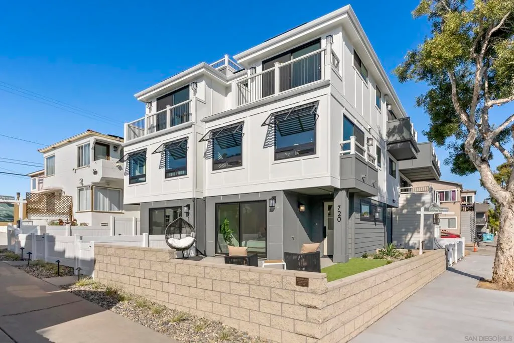 San Diego, California 92109, United States, 4 Bedrooms Bedrooms, ,4 BathroomsBathrooms,Residential,Active,224676