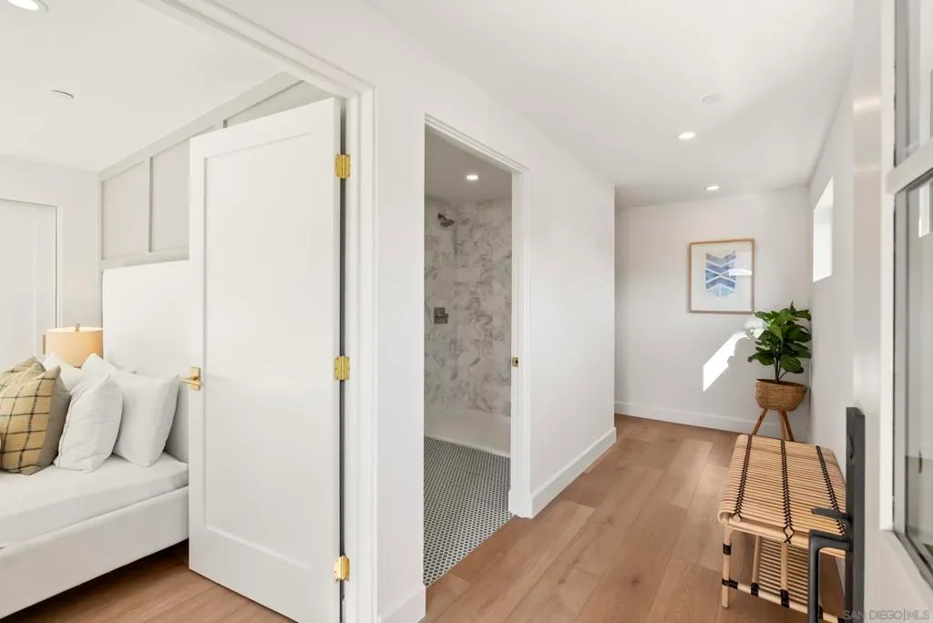 San Diego, California 92109, United States, 4 Bedrooms Bedrooms, ,4 BathroomsBathrooms,Residential,Active,224676