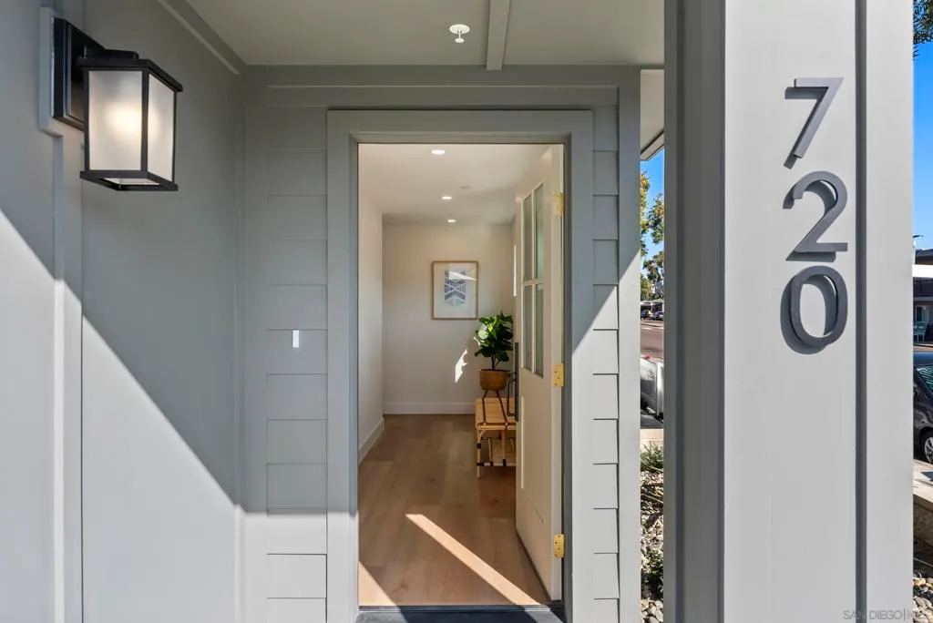 San Diego, California 92109, United States, 4 Bedrooms Bedrooms, ,4 BathroomsBathrooms,Residential,Active,224676