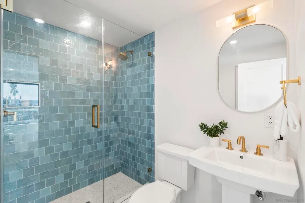 San Diego, California 92109, United States, 4 Bedrooms Bedrooms, ,4 BathroomsBathrooms,Residential,Active,224676