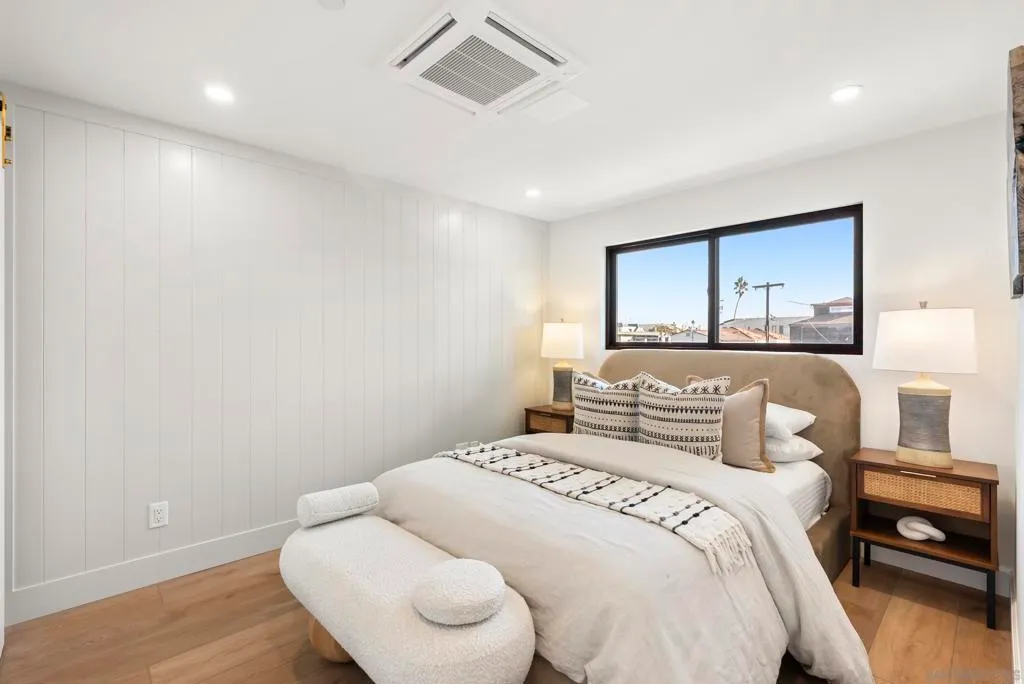 San Diego, California 92109, United States, 4 Bedrooms Bedrooms, ,4 BathroomsBathrooms,Residential,Active,224676