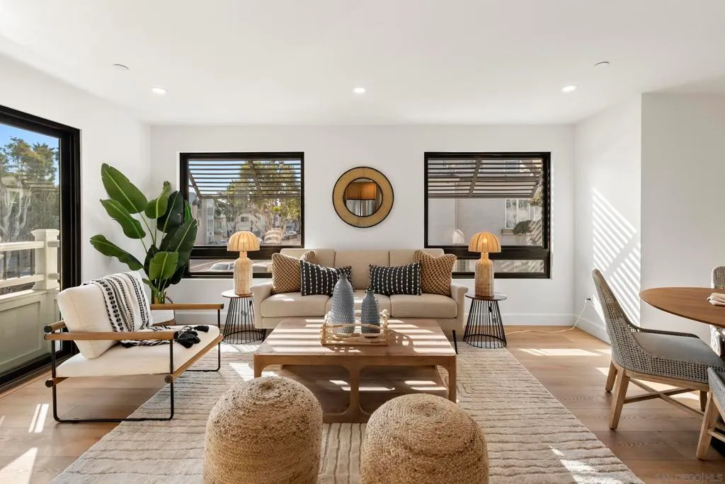 San Diego, California 92109, United States, 4 Bedrooms Bedrooms, ,4 BathroomsBathrooms,Residential,Active,224676