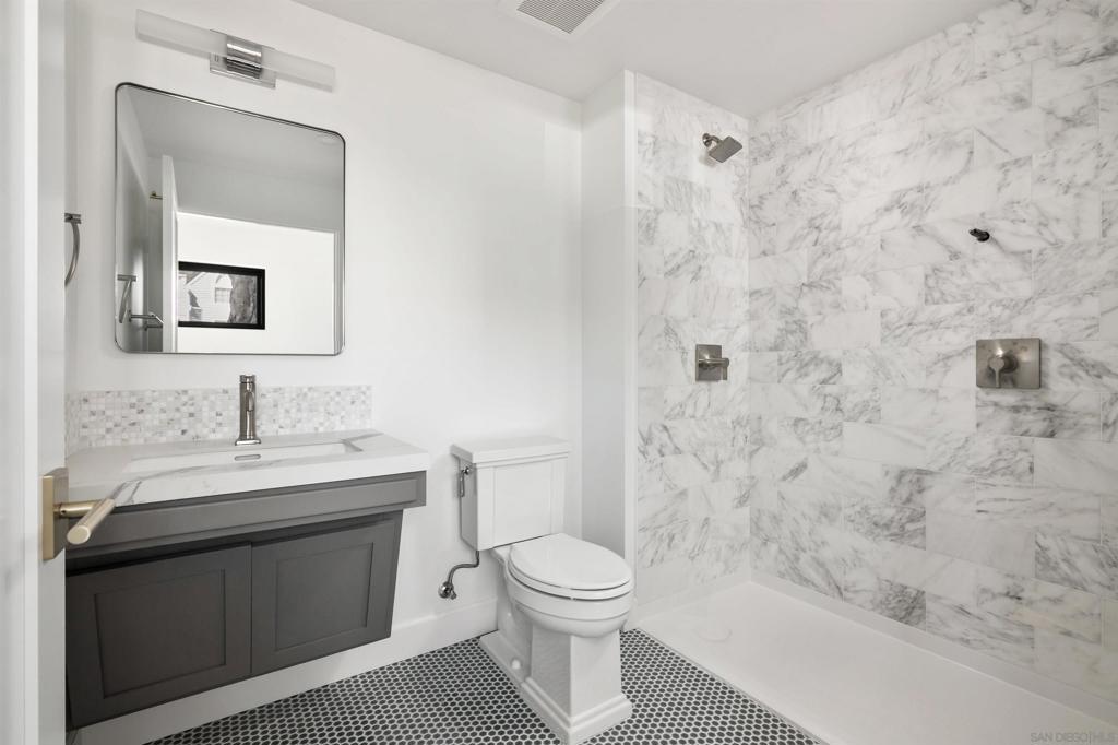 Mission Beach - Residential