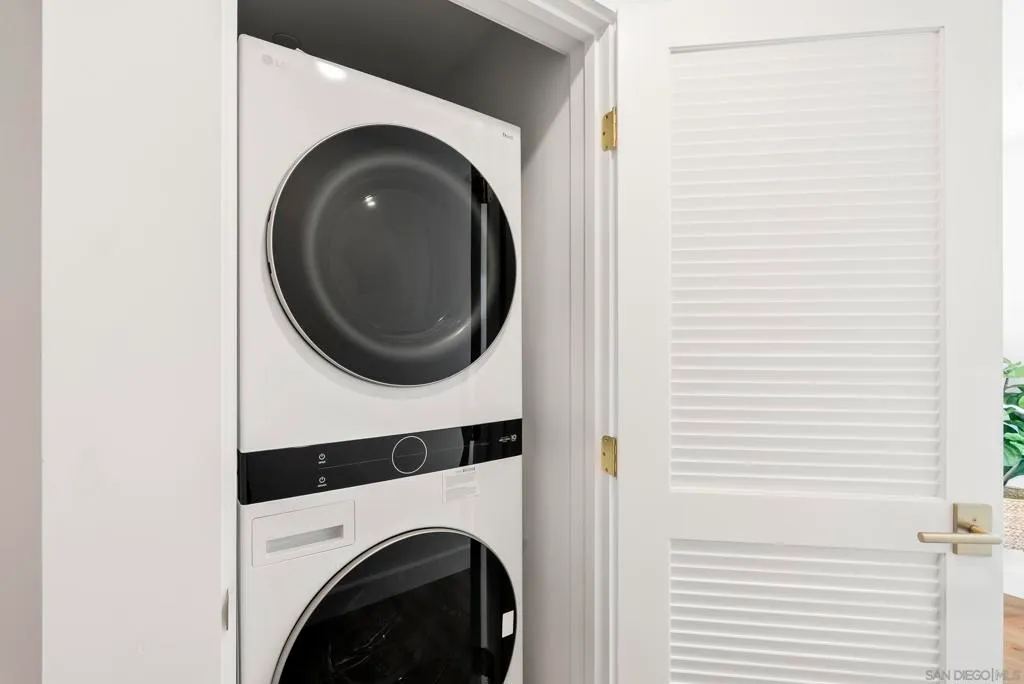 San Diego, California 92109, United States, 4 Bedrooms Bedrooms, ,4 BathroomsBathrooms,Residential,Active,224676