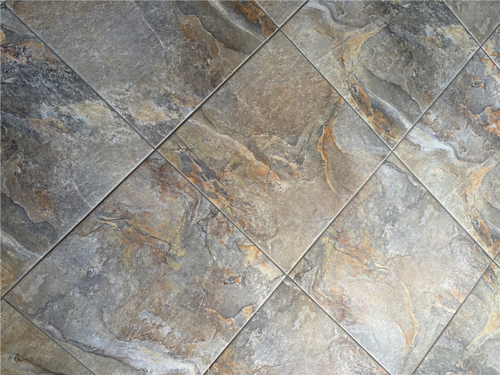 Desert Princess (Condo) (33538) - Residential