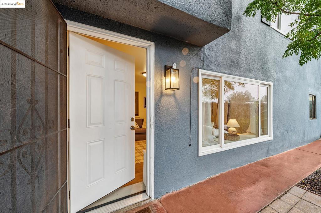 LEONA HEIGHTS - Residential