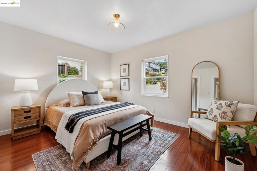 LEONA HEIGHTS - Residential