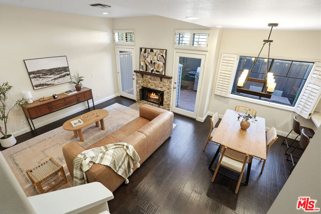 384 E Del Mar Boulevard
